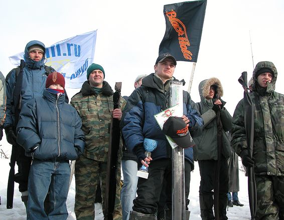 ����������